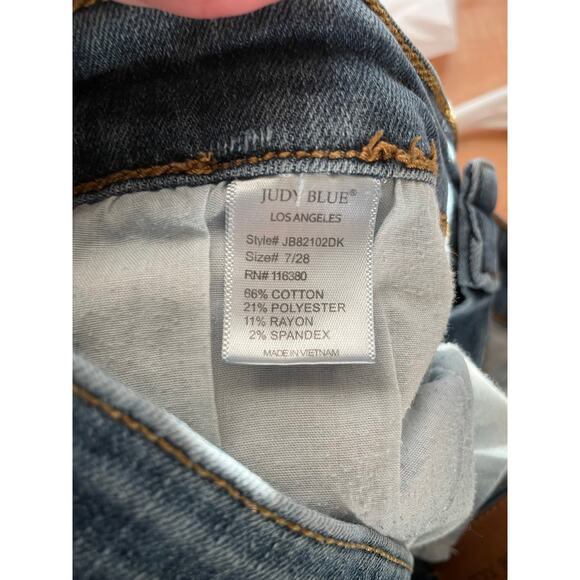Judy Blue Relaxed Fit Jeans pockets stretch logo distressed ankle Size 7/28 - Picture 7 of 8